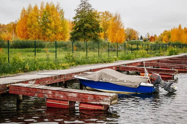 Boote Der Seebrücke Herbst Einem Trüben Nachmittag — Stockfoto