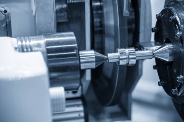 Otomotiv kam mili bölümü yapmak Cnc silindirik taşlama makine. Otomotiv bölümü üretim süreci.