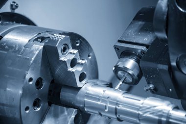 Groove yuvası çelik şaft mili freze tarafından kesme Cnc torna makinesi. Merhaba-teknoloji Otomotiv bölümü üretim süreci.
