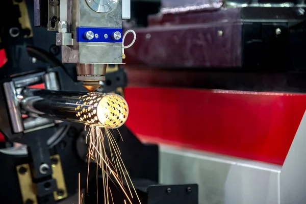 Cnc Fiber Laser Cutting Machine Cutting Stainless Pipe Tube Sparking — Stock Photo, Image