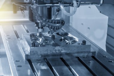 Ayakkabı enjeksiyon kalıp parçası katı topu son değirmen aracı tarafından kesme Cnc freze tezgahı. Ayakkabı kalıp üretim süreci.