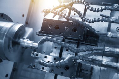 Cnc Torna veya iş parçacığı metal şaft kesme dönüm makine. Merhaba-teknoloji üretim süreci.