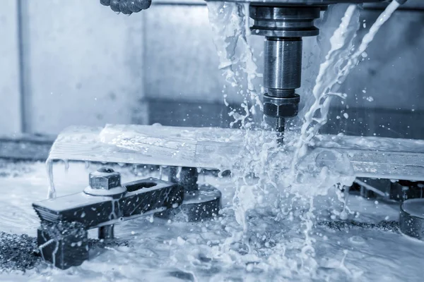 Katı topu son değirmen aracı ile kalıp bölümü kesim Cnc freze tezgahı. Merhaba-teknoloji üretim süreci.