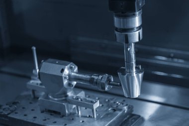 Sarmal groove koni şekil verme Edm makine. Döner Edm işlemi özel bölümü ile.