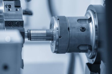 İplik kesme Cnc Torna Makinesi   .