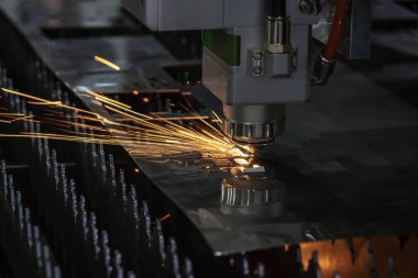Sac metal plaka kesme fiber Lazer Kesim Makinası.