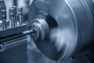 Torna makinesi metal halka parça şekli kesme delik. 