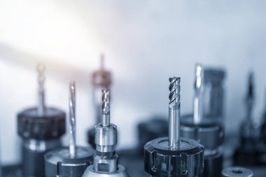 Cnc kesme aletinin çeşitli tipi. 