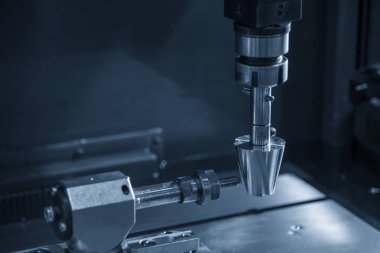 Batık Edm makine simülasyon işlemi .