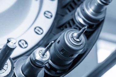 Otomatik araçtaki kesme araçları