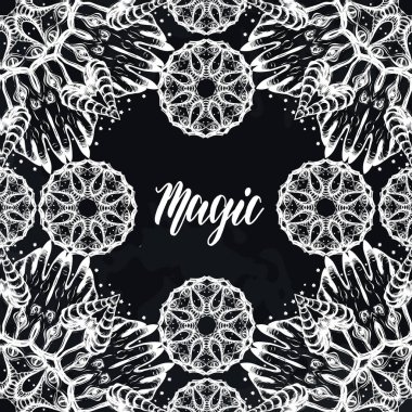 Mandala. Vektör çizimi, dairesel desen. Sihir, eller, gözler. Tişörtlerdeki parmak izleri. Arkaplan tahtası. El yapımı.