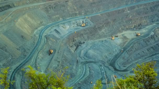 Ore Open Pit Mine Nachts Het Laden — Stockvideo