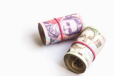 Tüpler Ukraynalı hryvnia banknotlar iki ve beş yüz. Yolsuzluk sembolü