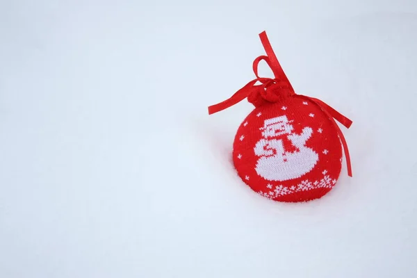 Prettige Kerstdagen Gelukkig Nieuwjaar Rode Bal — Stockfoto