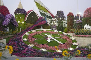 büyük flowerbed saat Park