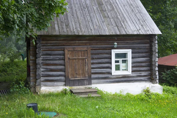 Malý Dřevěný Ruský Dům — Stock fotografie