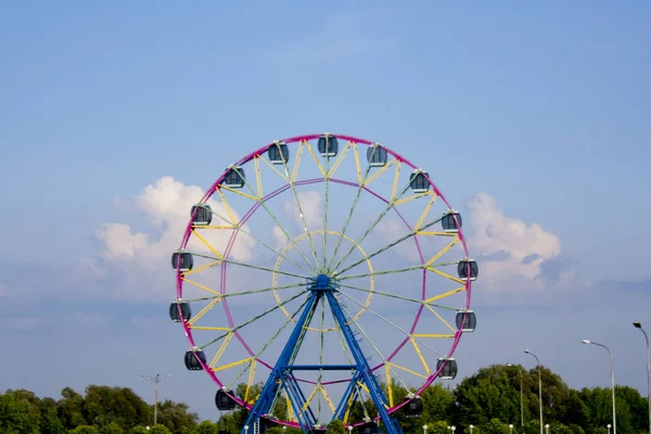 Ferris Rueda Verano Divertido Fondo —  Fotos de Stock