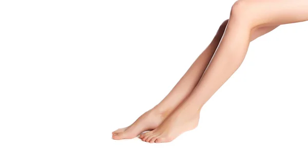 Schöne Gepflegte Weibliche Beine Fußpflege Enthaarung Der Haare Den Füßen — Stockfoto
