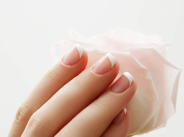 Manicure Spa Ręce Piękna Kobieta Ręce Miękkiej Skóry Piękne Paznokcie — Zdjęcie stockowe