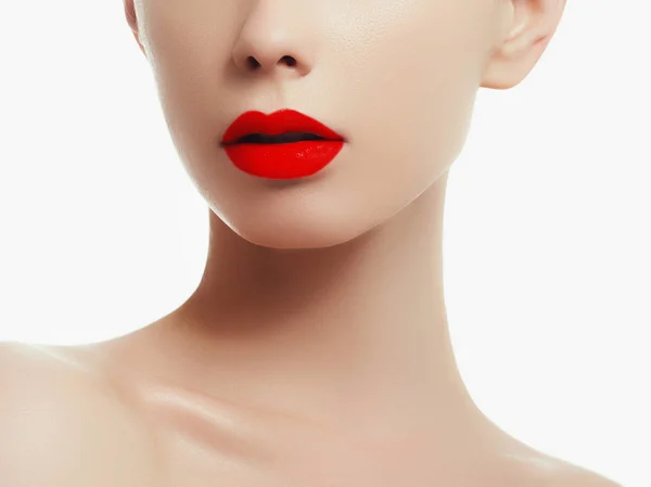 Makyaj Kozmetik Güzel Genç Kadın Portresi Güzellik Makyajlı Kırmızı Dudaklı — Stok fotoğraf