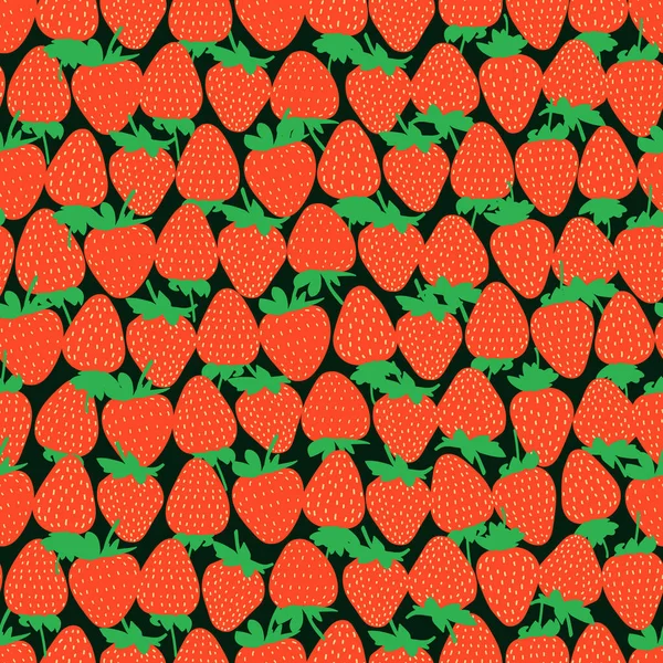 Bright summer seamless pattern with strawberries. — Stock Vector