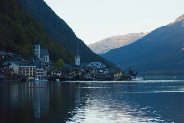 Reflexão Aldeia Montanha Hallstatter See Áustria — Fotografia de Stock