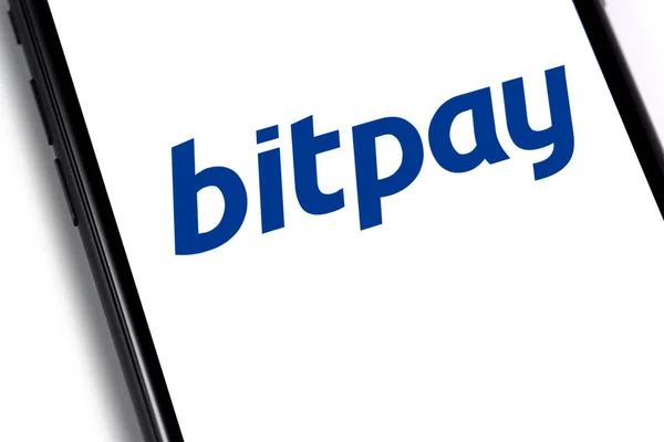 Logo BitPay sullo smartphone schermo — Foto Stock