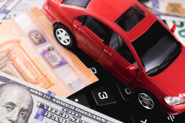 dolar ve euro banknot 
