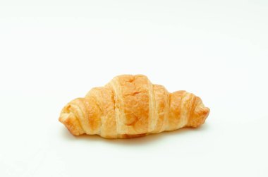 Beyaz arka plan üzerinde kruvasan, yatay