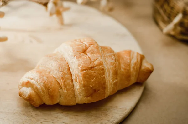Croissant de patiserie dimineața . fotografii de stoc fără drepturi de autor