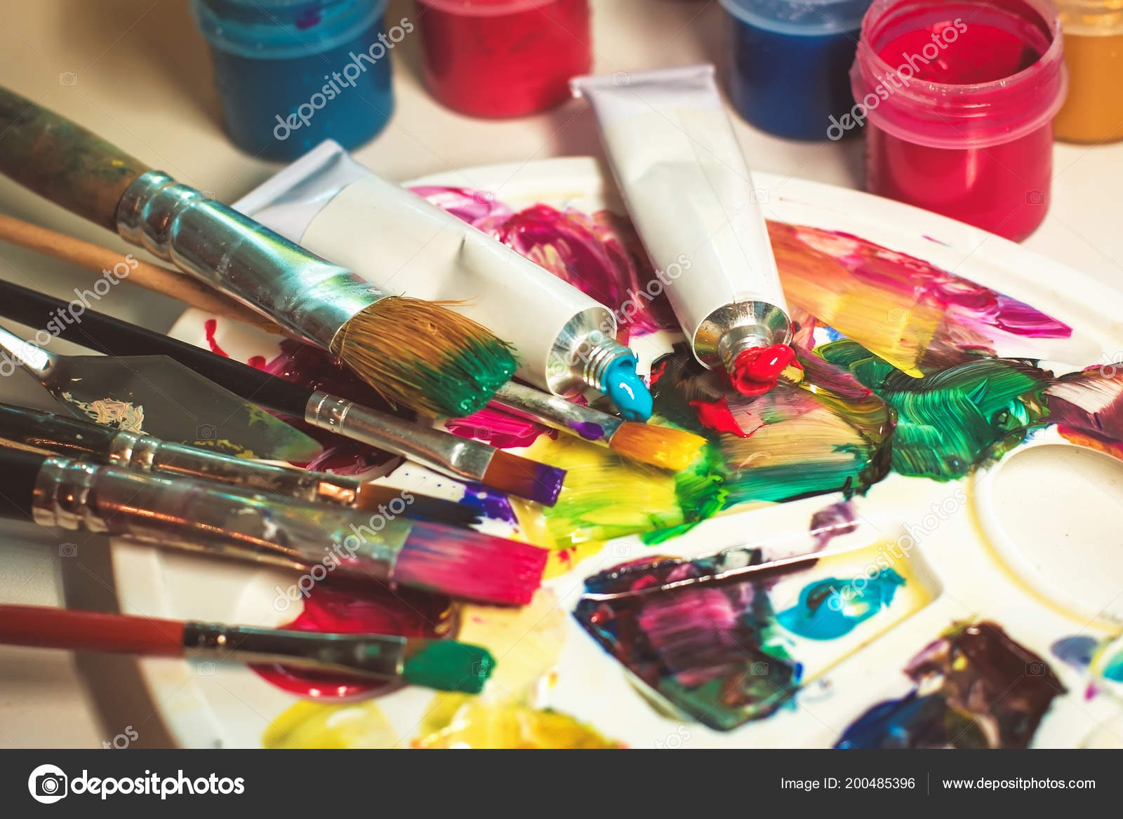 Group Used Brushes Color Palette Artist Set Ideas Creative Inspiration  Stock Photo by ©KoliadzynskaIryna 200485396