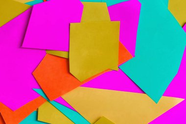 Düz soyut renkli kağıt ve pastel Kağıt arka plan yattı. Renkli parlak kağıt dokusu. Geometrik kompozisyon. Pembe, yeşil, mavi, sarı.
