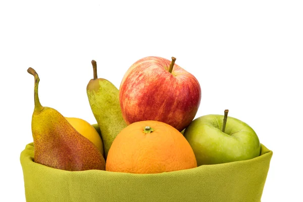 Frutas recheadas com maçãs, laranjas e peras — Fotografia de Stock