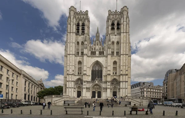 Brussels, Belçika. 3 Mayıs 2018: San Miguel Katedrali ve Santa Gudula Belçika başkentinde.