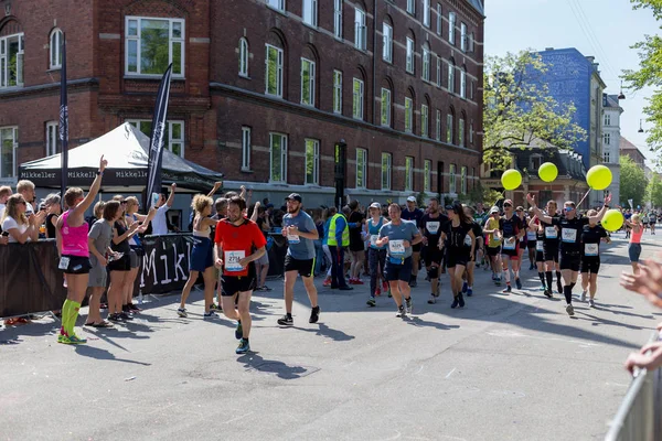 Corredores na Maratona de Copenhague 2018 — Fotografia de Stock