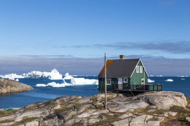 Qeqertarsuaq, Grönland yeşil evde