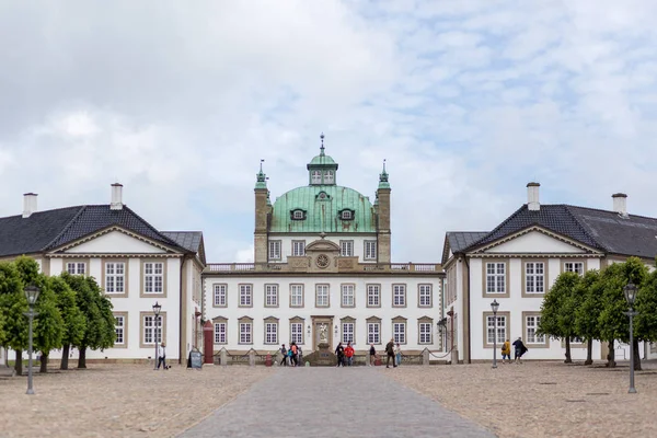 Palacio de Fredensborg en Dinamarca — Foto de Stock