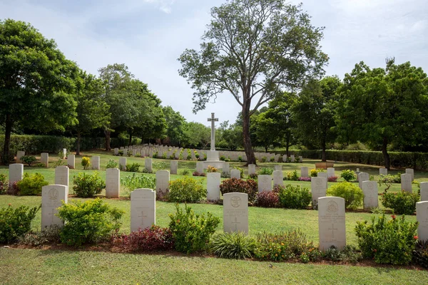 Cemitério de guerra em Trincomalee, Sri Lanka — Fotografia de Stock