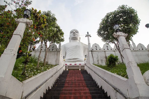 Bahirawakanda Vihara Βούδα άγαλμα σε Kandy, Σρι Λάνκα — Φωτογραφία Αρχείου