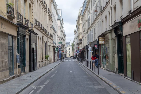 Dzielnicy St-Germain des Prés w Paryżu — Zdjęcie stockowe