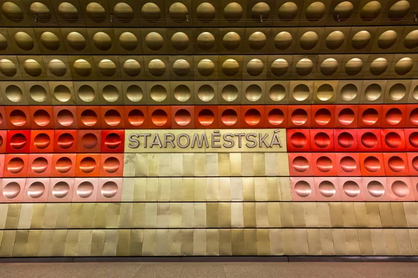 Estación de metro Staromestska en Praga — Foto de Stock