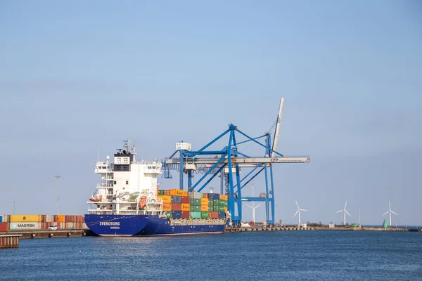 Containerterminal i Köpenhamn, Danmark — Stockfoto