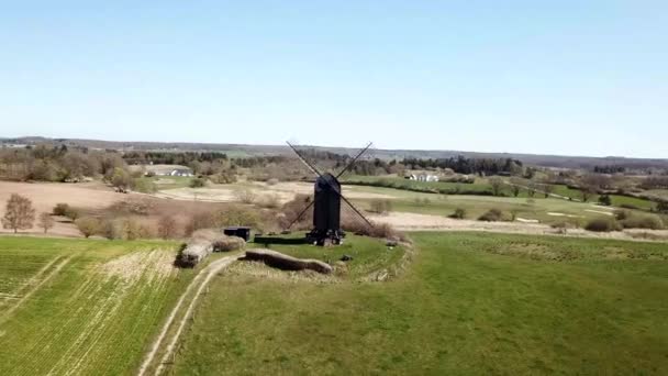 Vue Aérienne du Moulin à Vent Historique Danois — Video