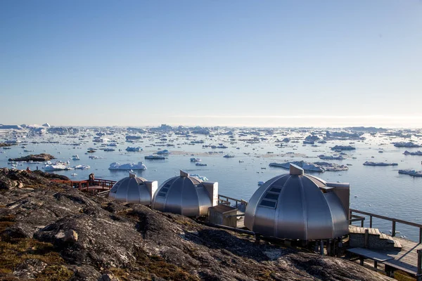 位于格陵兰伊卢利萨的北极伊格洛奥斯酒店 — 图库照片