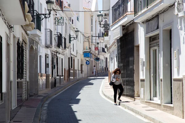 Smala gator i Nerja, Spanien — Stockfoto