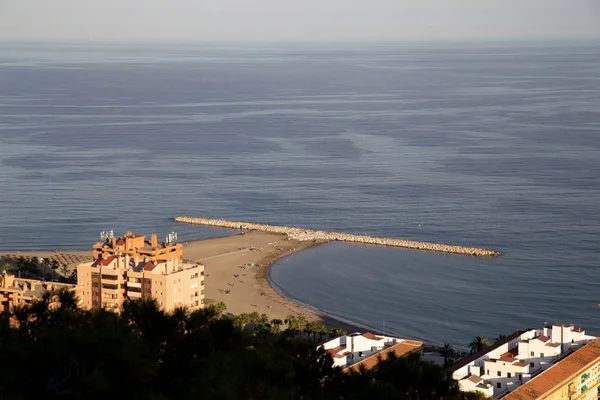 Breakwater nel Mar Mediterraneo in Spagna — Foto Stock