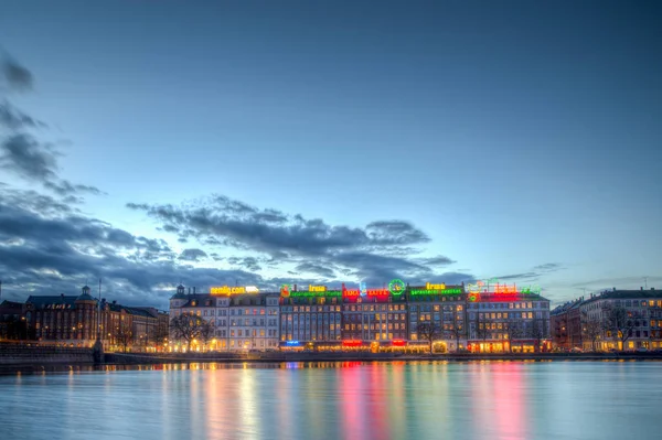 Evening View over The Lakes in Copenhagen, Denmark — Stock Photo, Image