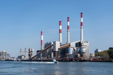 Ravenswood Generating Station in Queens, New York clipart