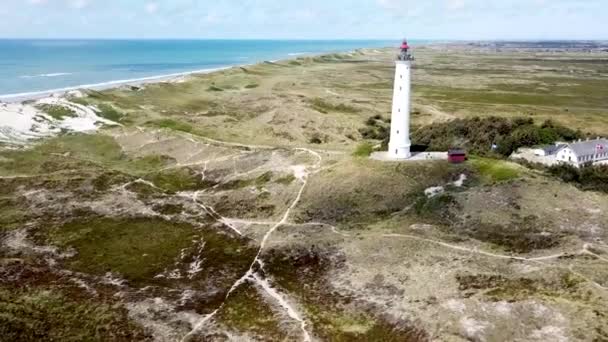 Вид на маяк Лингвиг в Дании — стоковое видео