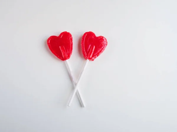 Twee Rood Hart Lollipop Witte Achtergrond — Stockfoto